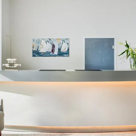 Bellevue 3* تيميندورفير ستراند